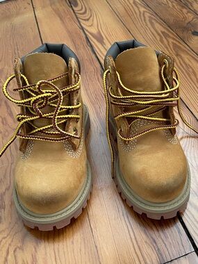 Timberland Wheat Nubuck Tan Waterproof 6" Boots Toddler Size 7